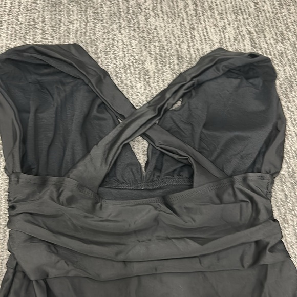 New ruched style black one piece swimwear - Picture 9 of 10